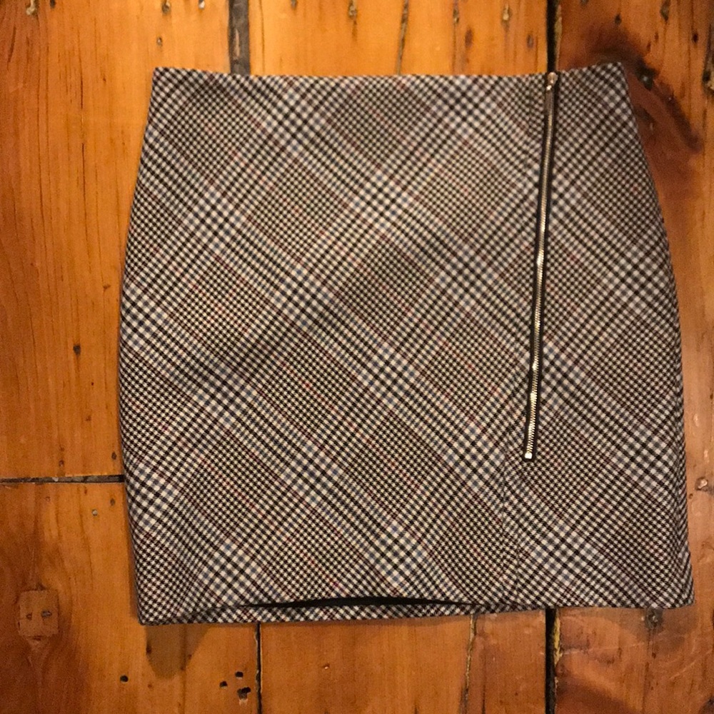 White House Black Market pencil skirt